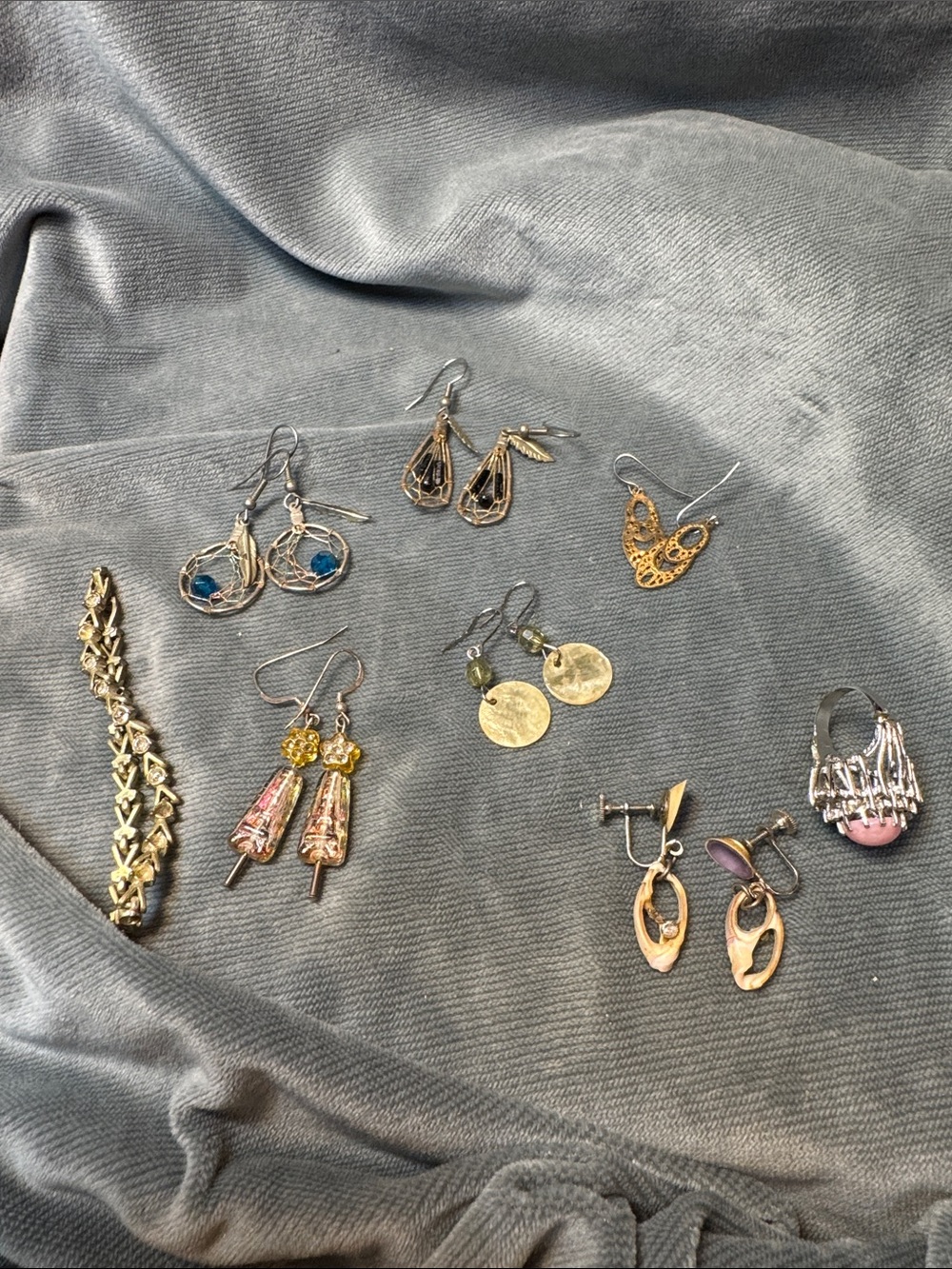 Mixed jewelry bundle -8 pieces ring is size 4.5